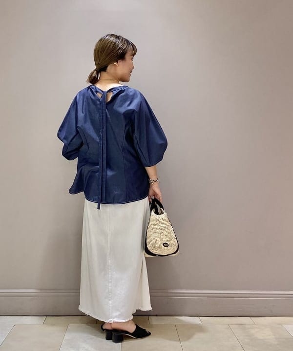 横川 真理奈さんの「BEAMS WOMEN｜」を使ったコーディネート