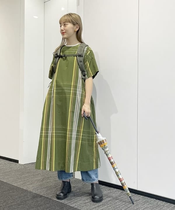 ハルカワエさんの「BEAMS WOMEN｜Blundstone / LOW CUT」を使ったコーディネート