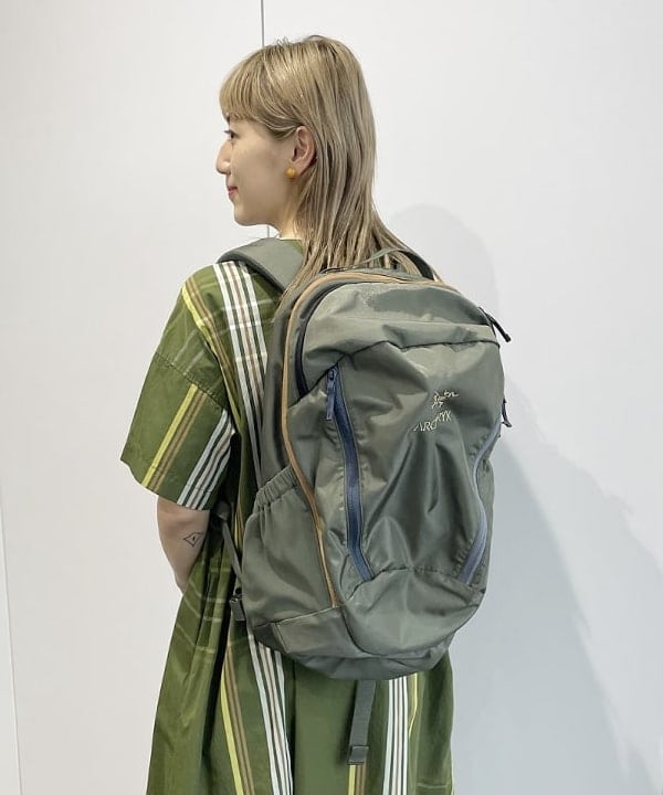 ハルカワエさんの「BEAMS WOMEN｜Blundstone / LOW CUT」を使ったコーディネート