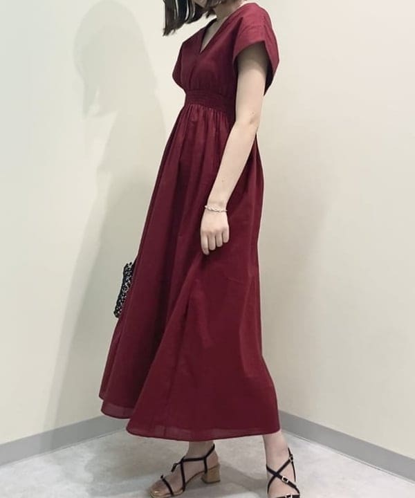 山田 千遥さんの「BEAMS WOMEN｜les bon bon / ヴィクトリア ネックレス ゴールド」を使ったコーディネート