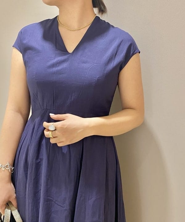 横川 真理奈さんの「BEAMS WOMEN｜」を使ったコーディネート