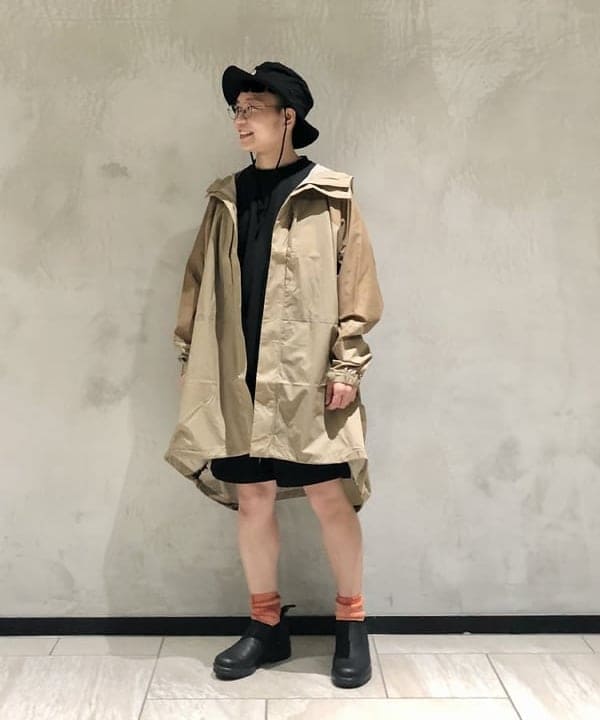 土田 達也さんの「BEAMS WOMEN｜Blundstone / LOW CUT」を使ったコーディネート