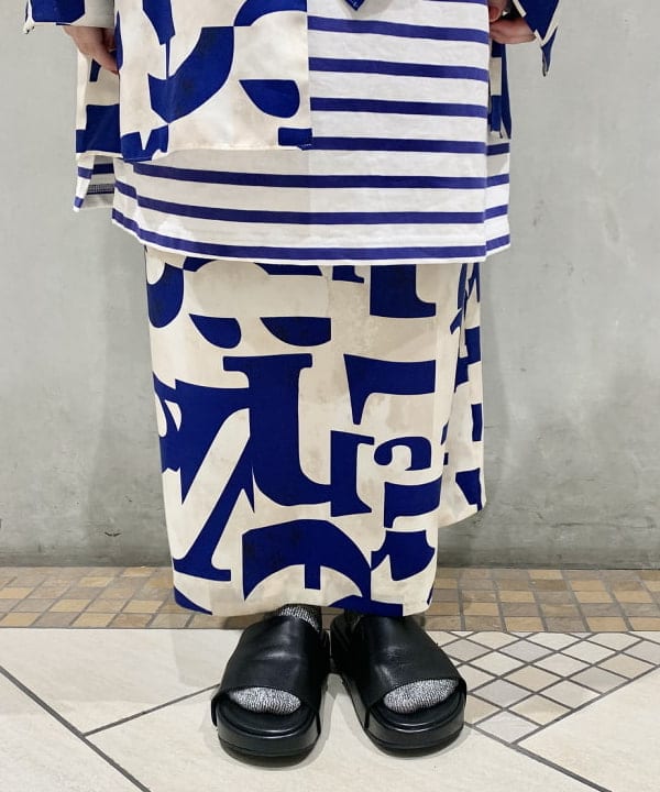 乙藤 侑里さんの「BEAMS WOMEN｜BEAMS BOY / 樹脂 パール ロング ネックレス」を使ったコーディネート