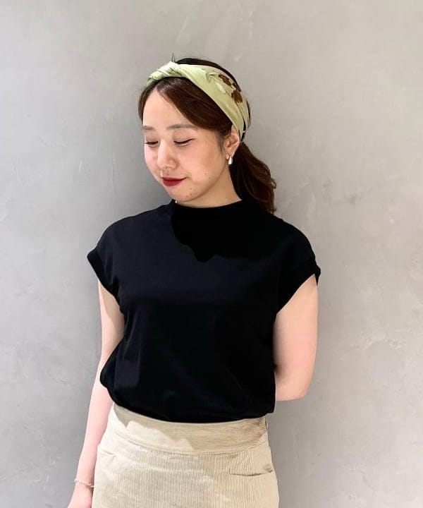 大川 美咲さんの「BEAMS WOMEN｜PHILIPPE AUDIBERT / 別注 Millie ブレスレット シルバー」を使ったコーディネート