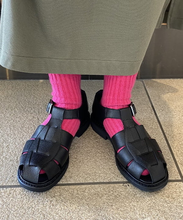 大田 麗未さんの「BEAMS WOMEN｜BEAMS BOY / パールチョーカー セット」を使ったコーディネート