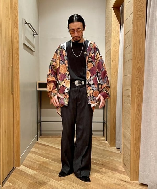 石倉 匠さんの「BEAMS WOMEN｜」を使ったコーディネート