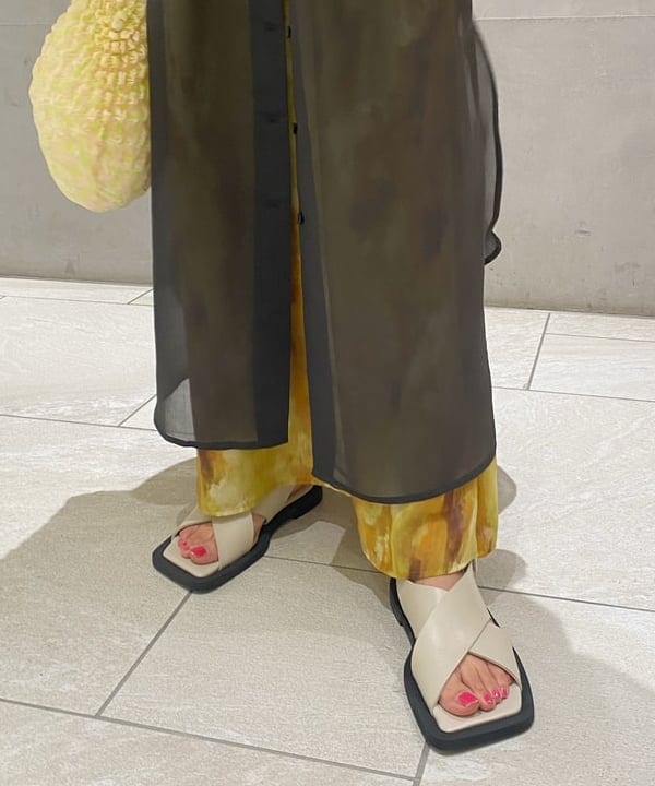 内山 美咲さんの「BEAMS WOMEN｜」を使ったコーディネート