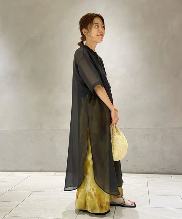 内山 美咲さんの「BEAMS WOMEN｜」を使ったコーディネート