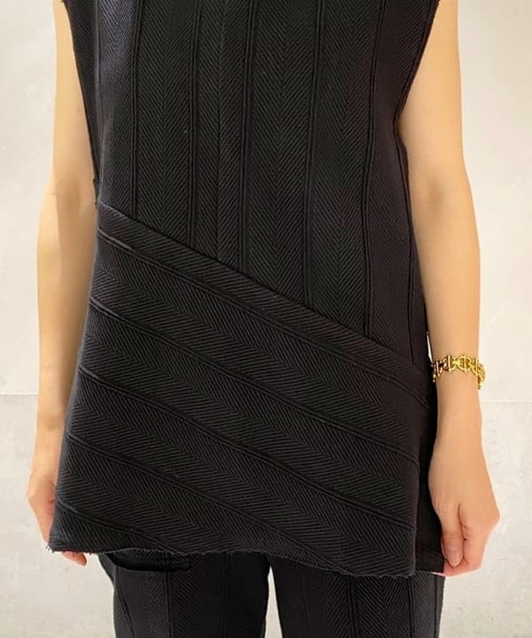 内山 美咲さんの「BEAMS WOMEN｜」を使ったコーディネート