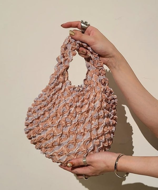 saori KATOさんの「BEAMS WOMEN｜Ray BEAMS / ビッグ フリルカラー シャツ」を使ったコーディネート