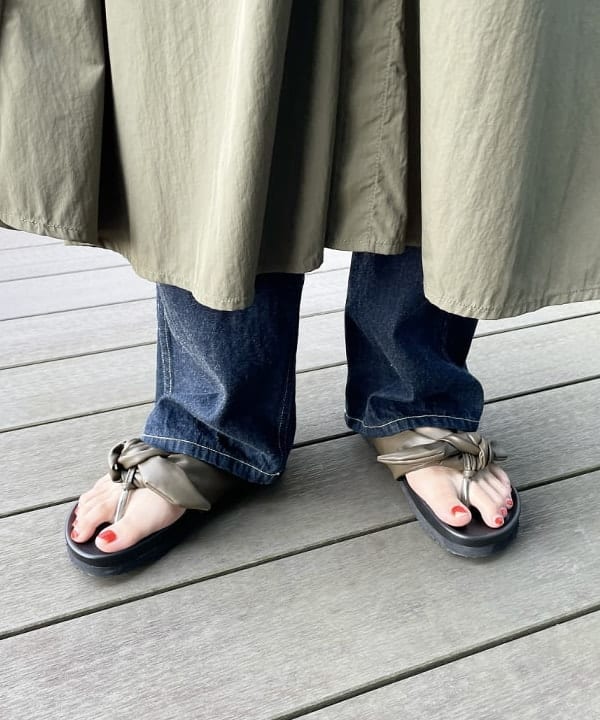 ハルカワエさんの「BEAMS WOMEN｜【別注】BUZZ RICKSON'S / USアーミーDENIM」を使ったコーディネート