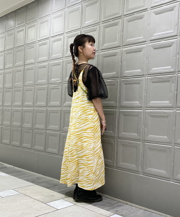 谷坊 ひかるさんの「Ray BEAMS / パイプ フープ ピアス」を使ったコーディネート