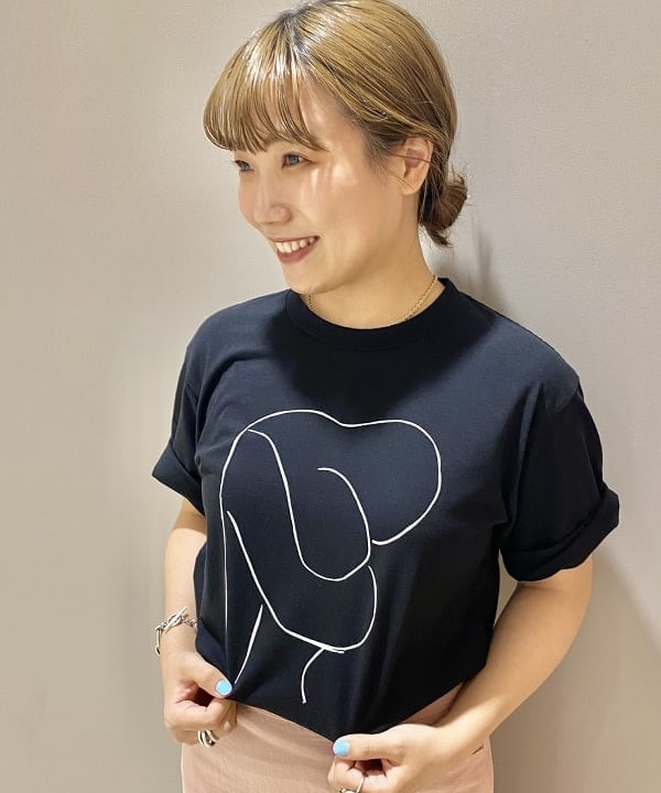 横川 真理奈さんの「BEAMS WOMEN｜」を使ったコーディネート