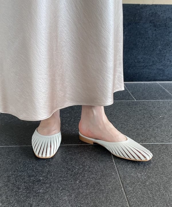 こてさんの「BEAMS WOMEN｜PHILIPPE AUDIBERT × Demi-Luxe BEAMS / 別注 Millie ネックレス ゴールド」を使ったコーディネート