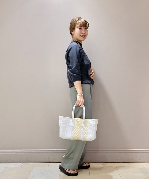 横川 真理奈さんの「BEAMS WOMEN｜」を使ったコーディネート