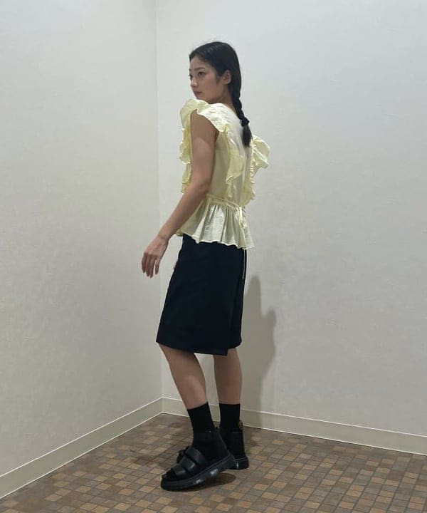 りょうさんの「BEAMS WOMEN｜▲Dr.Martens / CLARISSAII」を使ったコーディネート