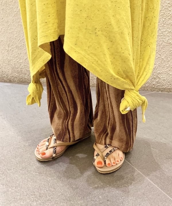 吉田　真実さんの「BEAMS WOMEN｜」を使ったコーディネート