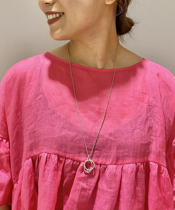 横川 真理奈さんの「BEAMS WOMEN｜」を使ったコーディネート