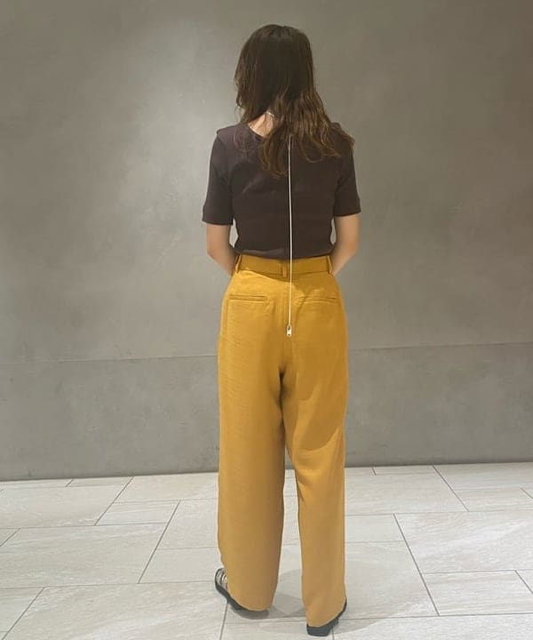 内山 美咲さんの「BEAMS WOMEN｜」を使ったコーディネート