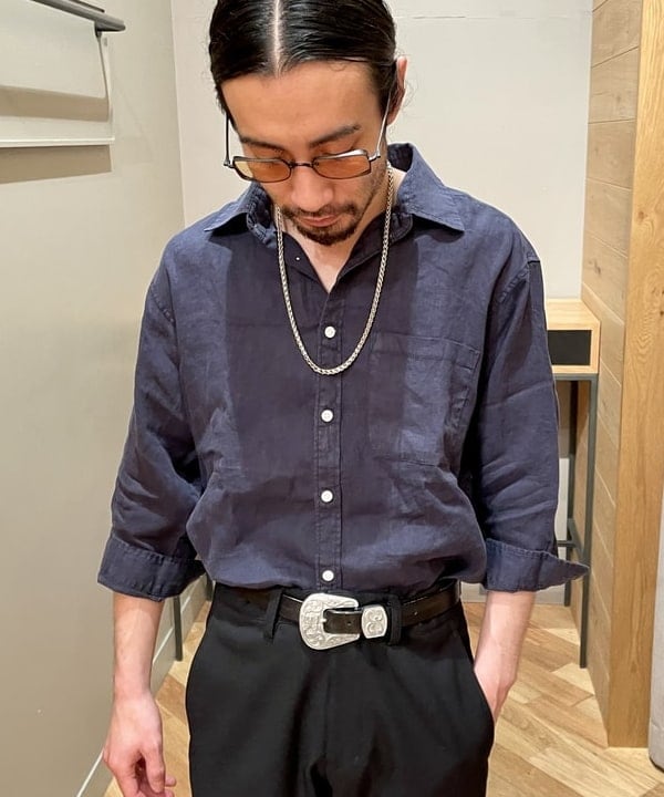 石倉 匠さんの「BEAMS WOMEN｜BEAMS / リネン ネオルーズ 7分 シャツ」を使ったコーディネート