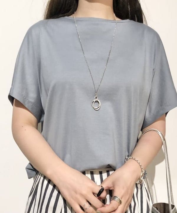 佐藤 美樹さんの「BEAMS WOMEN｜ATON / スビンコットン キャップスリーブ Tシャツ」を使ったコーディネート