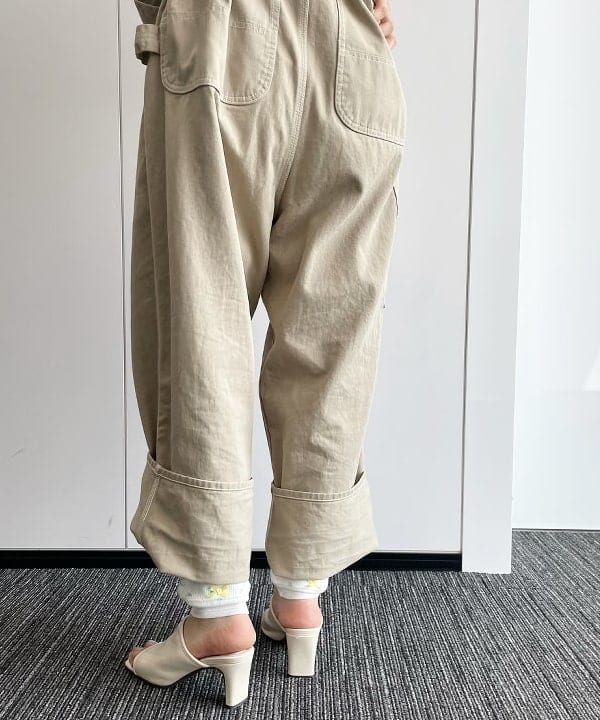 ハルカワエさんの「BEAMS WOMEN｜WAREHOUSE & CO. / 別注 ステンシル13 Tシャツ」を使ったコーディネート