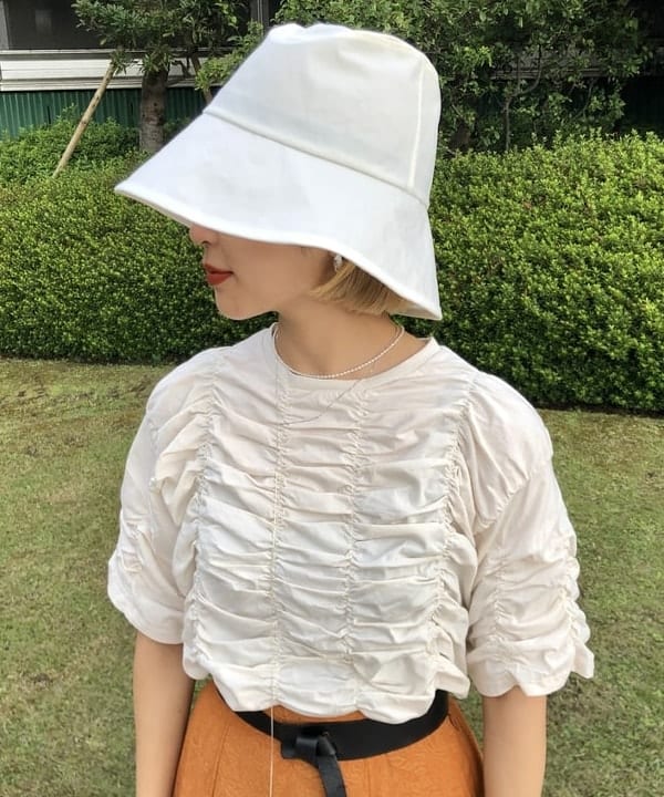 カワグチ シオリさんの「BEAMS WOMEN｜」を使ったコーディネート