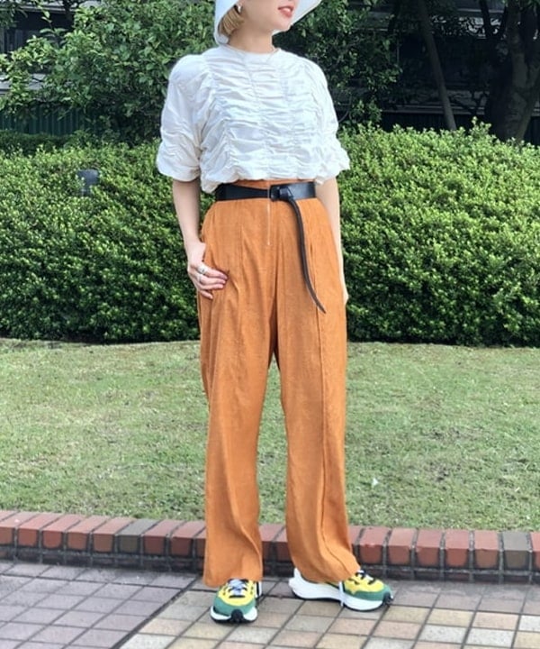 カワグチ シオリさんの「BEAMS WOMEN｜」を使ったコーディネート