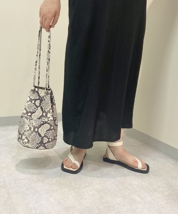 もり ともみさんの「BEAMS WOMEN｜」を使ったコーディネート