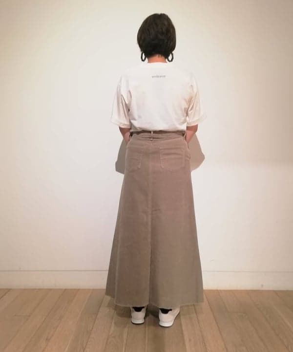 塚越 有紀さんの「BEAMS WOMEN｜VIOLAd'ORO / ジーノ ナイロン ミニトートバッグ」を使ったコーディネート