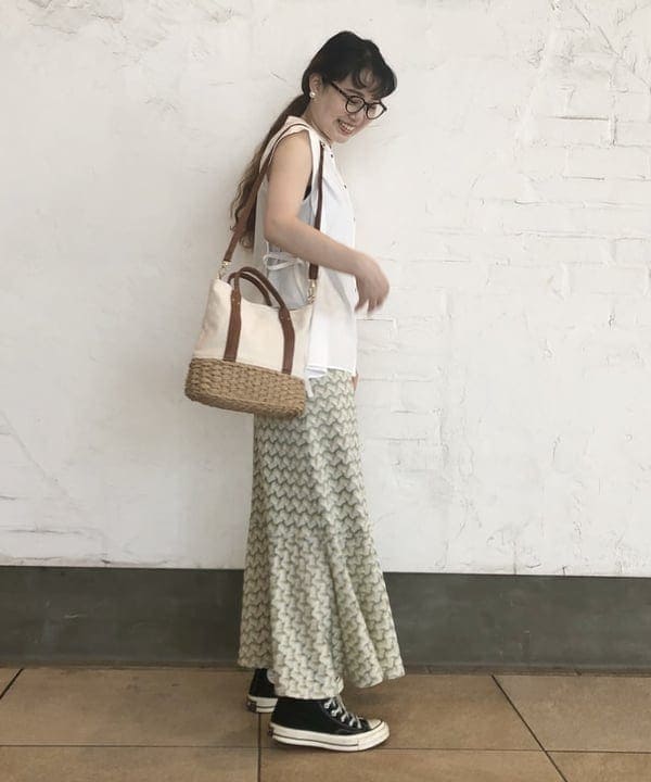 渡邊 舞さんの「BEAMS WOMEN｜noeyedia / メガネ ”NE-430”」を使ったコーディネート