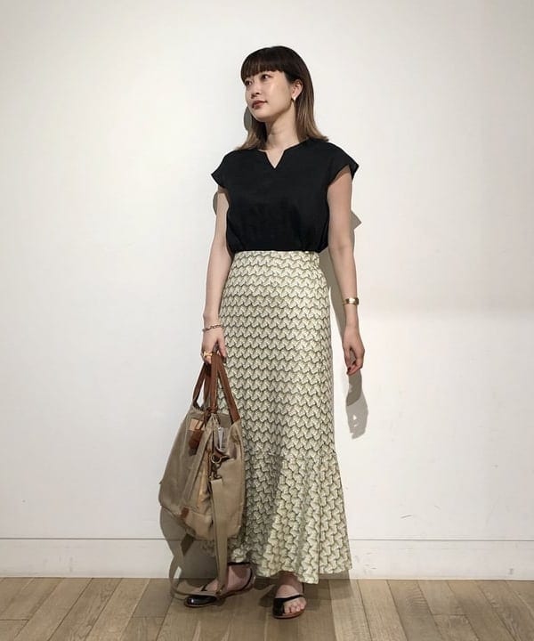 pinさんの「BEAMS WOMEN｜toleur / ポリエステル 2way トートバッグ」を使ったコーディネート