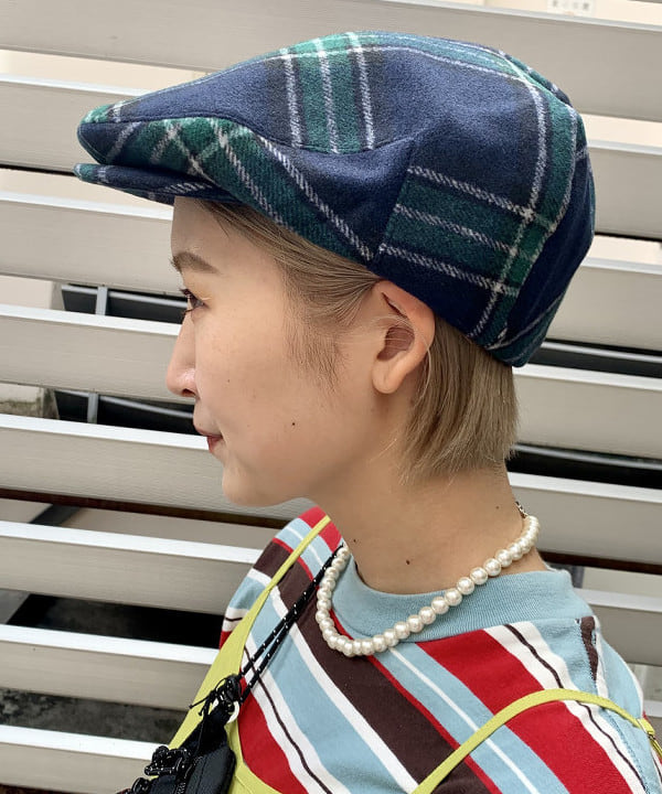 朱華さんの「BEAMS WOMEN｜【別注】BRIEFING / SACOCHE」を使ったコーディネート