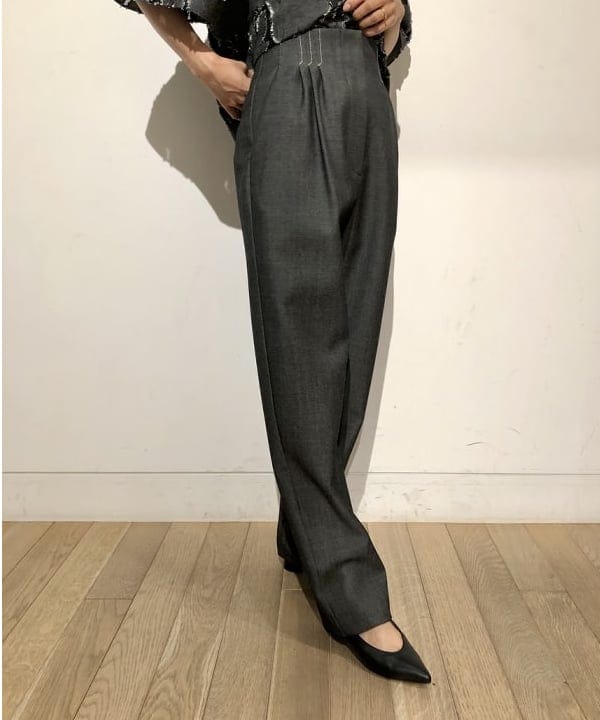 IWASAさんの「BEAMS WOMEN｜」を使ったコーディネート