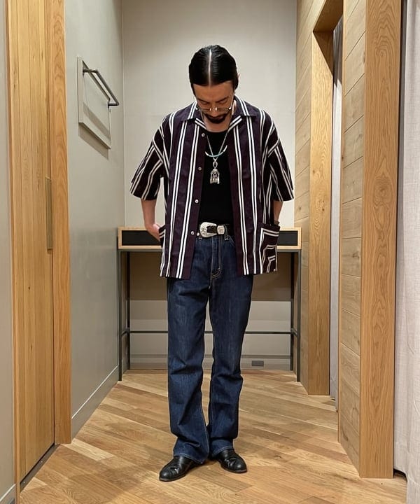 石倉 匠さんの「BEAMS WOMEN｜BEAMS / ストライプ オープン カラーシャツ」を使ったコーディネート