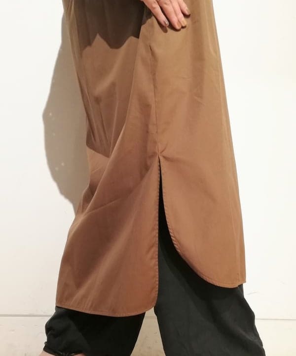 塚越 有紀さんの「BEAMS WOMEN｜GIANNI NOTARO / ミニ バケットバッグ」を使ったコーディネート