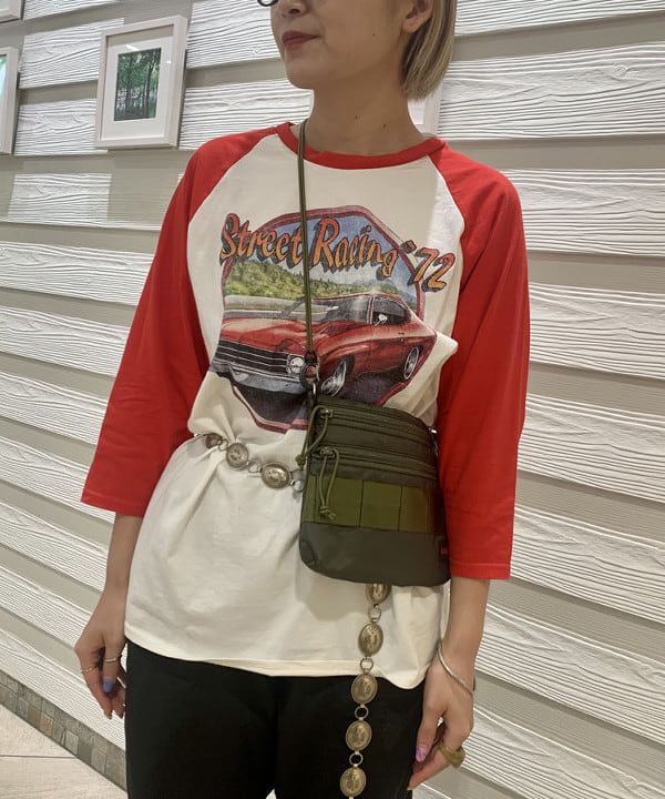 朱華さんの「BEAMS WOMEN｜【別注】BRIEFING / SACOCHE」を使ったコーディネート