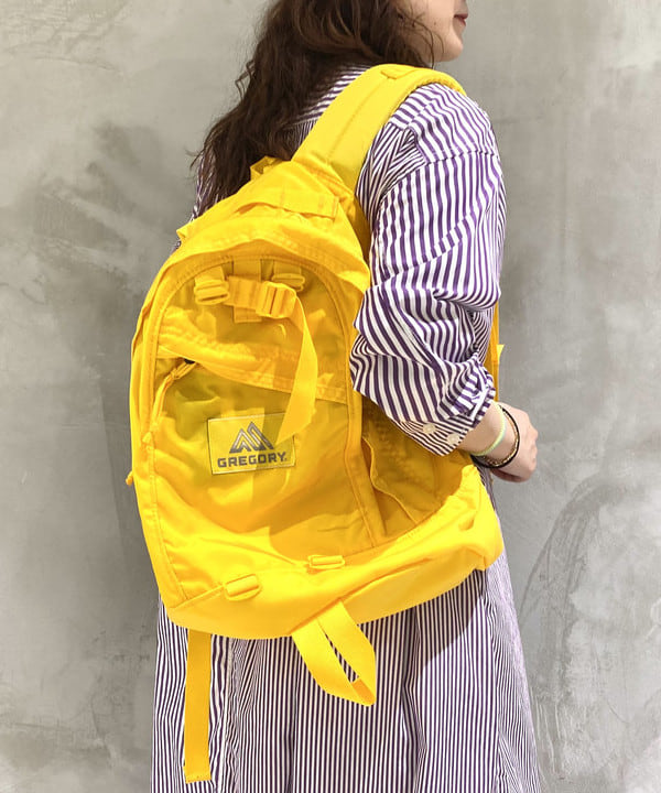 カスタニ モモノさんの「BEAMS WOMEN｜BEAMS BOY / スタンドカラー ロングスリーブ ワンピース」を使ったコーディネート