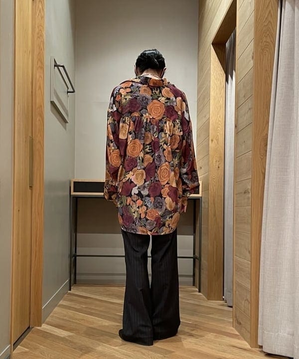 石倉 匠さんの「BEAMS WOMEN｜」を使ったコーディネート