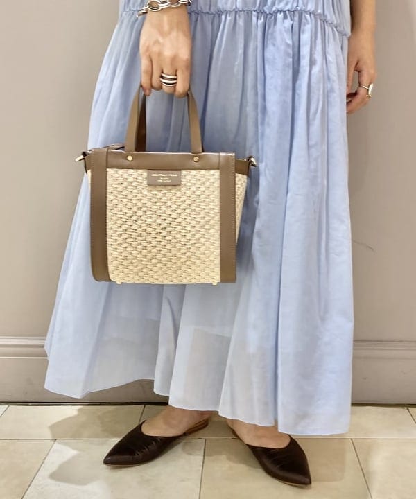 横川 真理奈さんの「BEAMS WOMEN｜」を使ったコーディネート