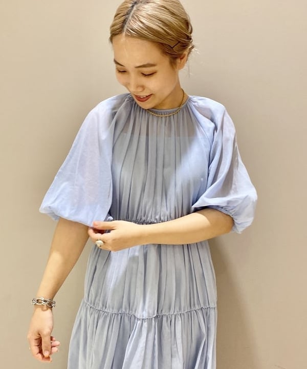 横川 真理奈さんの「BEAMS WOMEN｜」を使ったコーディネート