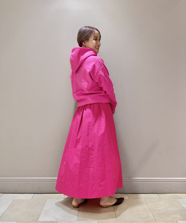 横川 真理奈さんの「BEAMS WOMEN｜」を使ったコーディネート