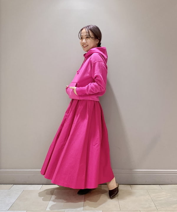 横川 真理奈さんの「BEAMS WOMEN｜」を使ったコーディネート