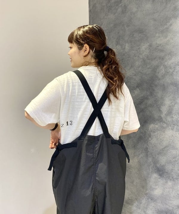 カスタニ モモノさんの「BEAMS WOMEN｜WAREHOUSE & CO. / 別注 ステンシル13 Tシャツ」を使ったコーディネート