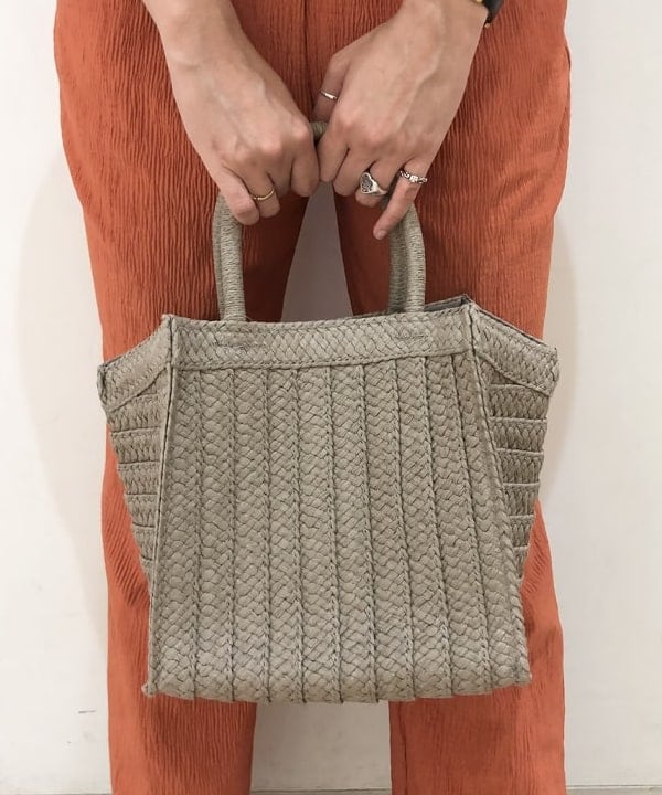 福岡 千晃さんの「BEAMS WOMEN｜」を使ったコーディネート