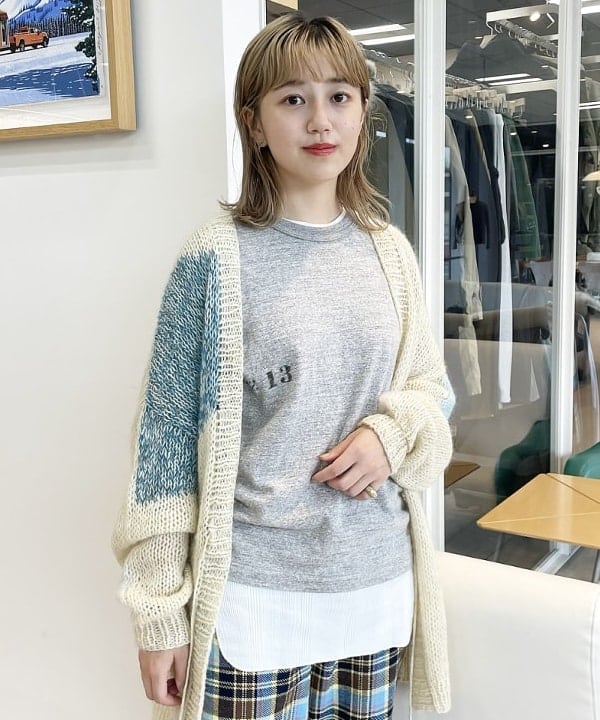 ハルカワエさんの「BEAMS WOMEN｜WAREHOUSE & CO. / 別注 ステンシル13 Tシャツ」を使ったコーディネート