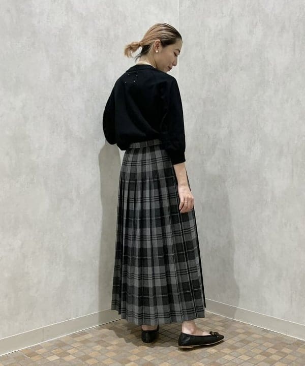 AOYAGIさんの「BEAMS WOMEN｜jour couture / Dimple.01 パールピアス」を使ったコーディネート