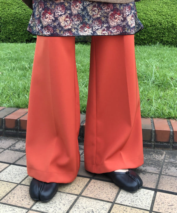 カワグチ シオリさんの「BEAMS WOMEN｜」を使ったコーディネート