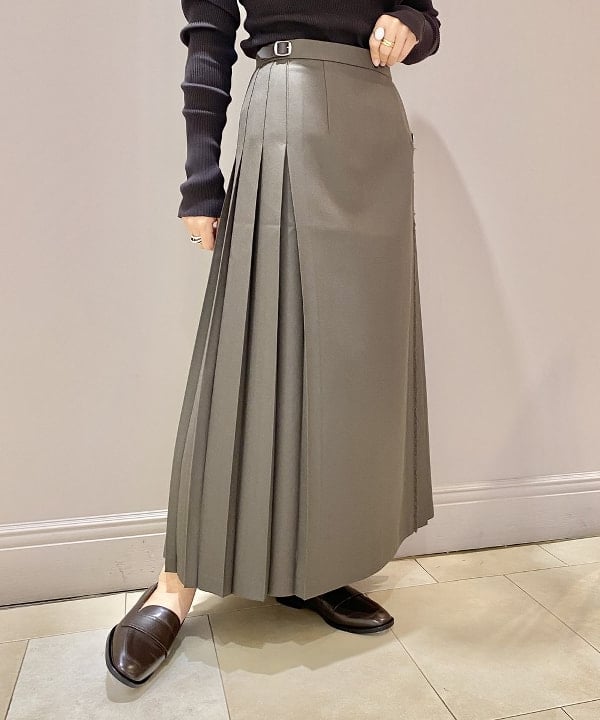 横川 真理奈さんの「BEAMS WOMEN｜」を使ったコーディネート