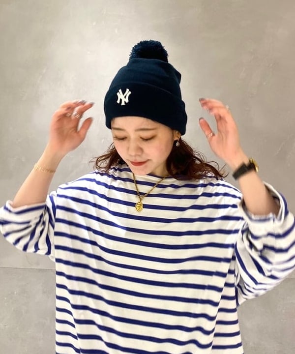 カスタニ モモノさんの「BEAMS WOMEN｜BEAMS BOY / ボーダー スーパービッグ ボートネック カットソー」を使ったコーディネート
